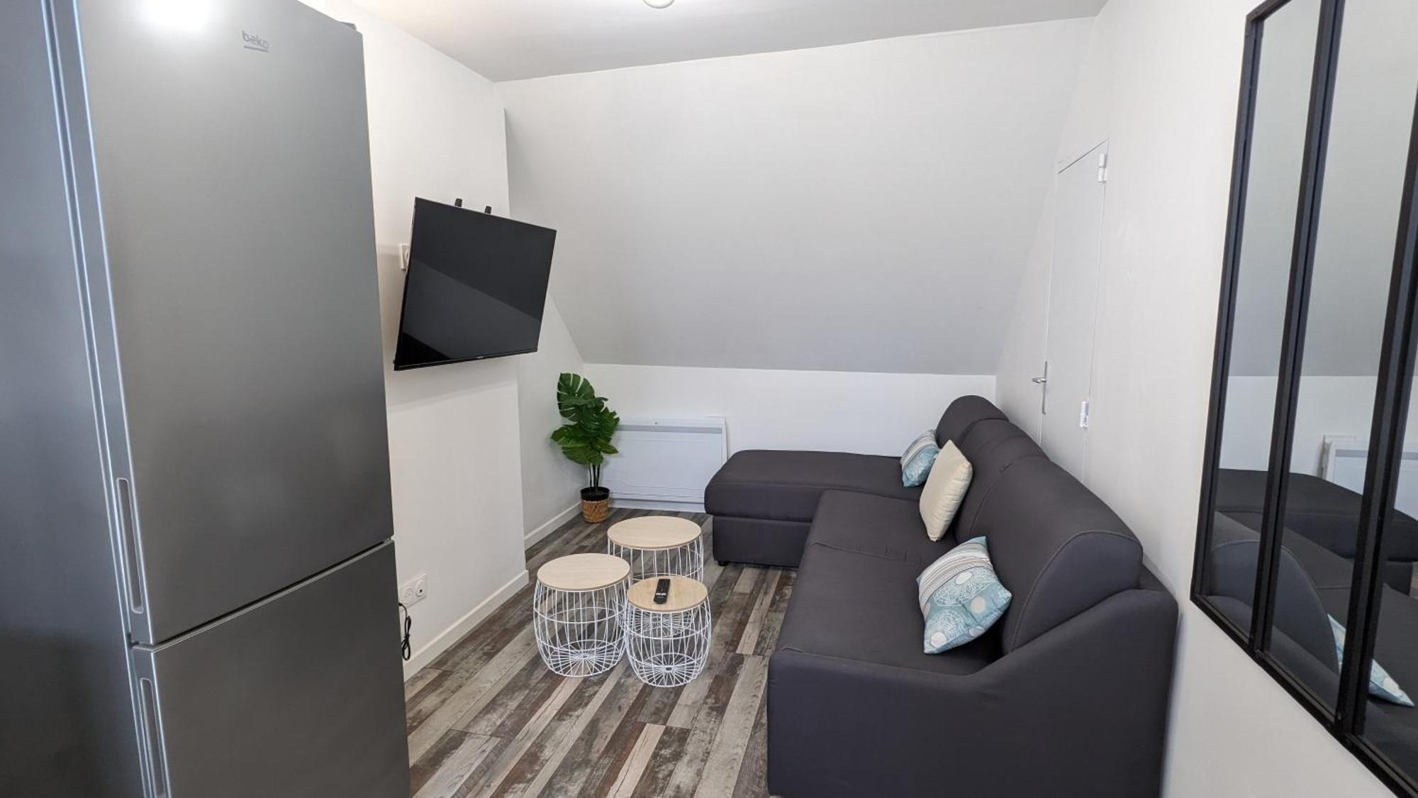 3 Appartements Premium Au Pied De La Cathedrale - Hypercentre Sens Habitación foto