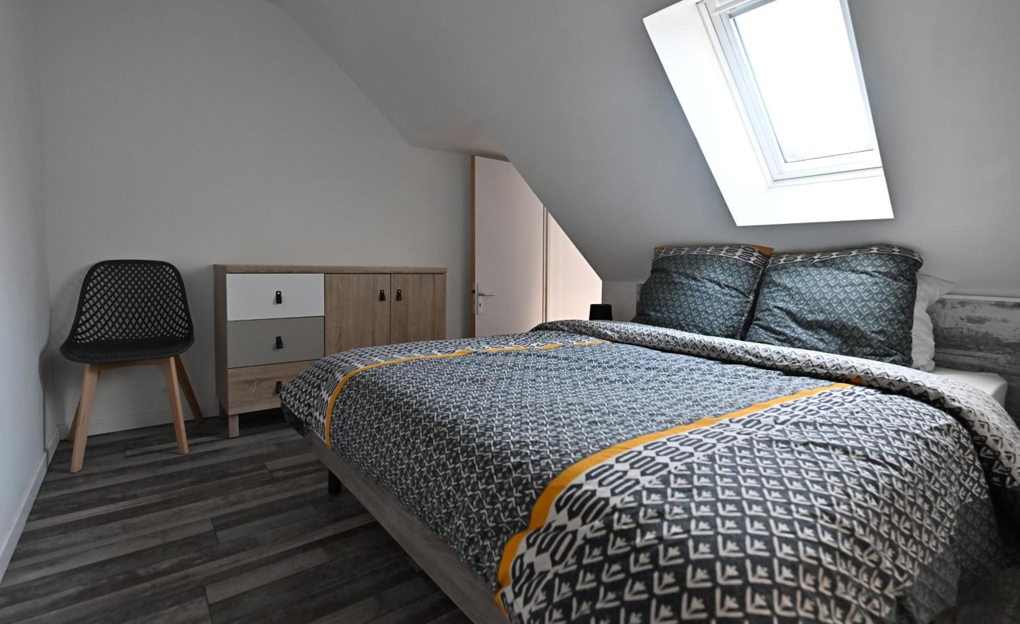 3 Appartements Premium Au Pied De La Cathedrale - Hypercentre Sens Habitación foto